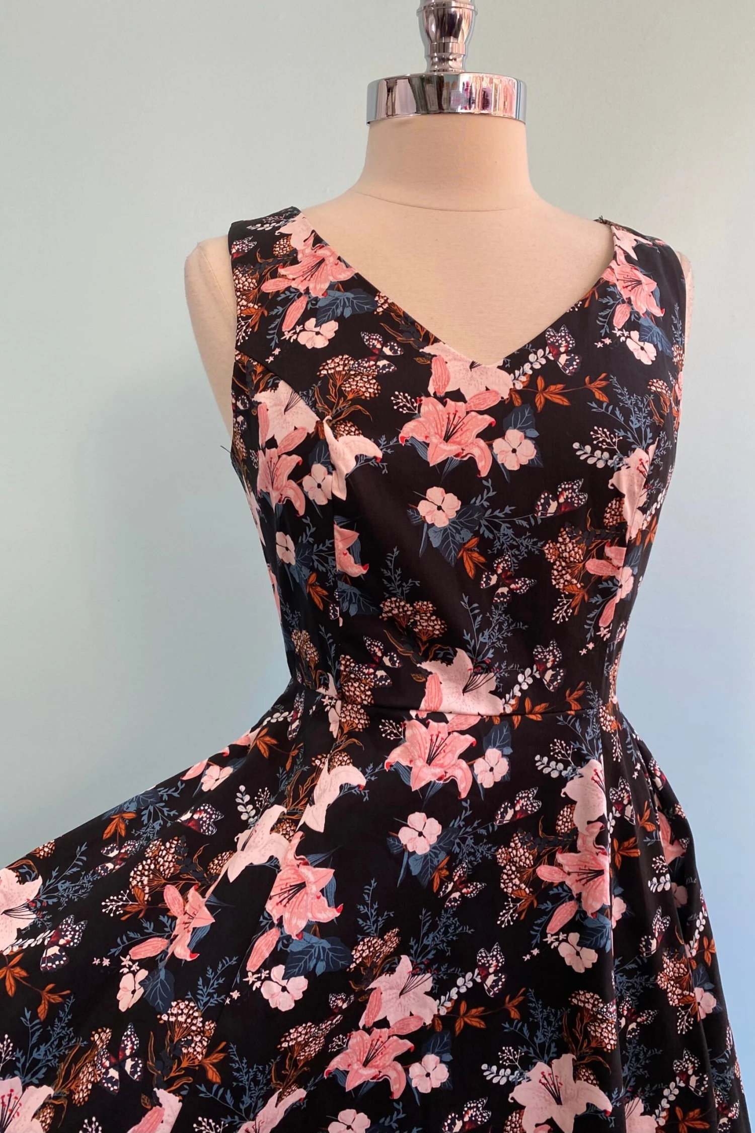 Butterfly and Lily V-Neck Dress by Eva Rose Butterfly And Lily V-Neck Dress By Eva Rose -MODERN MILLIE Shop image 736ae71a 2266 4e0e 89a3 9feb9a408530 scaled