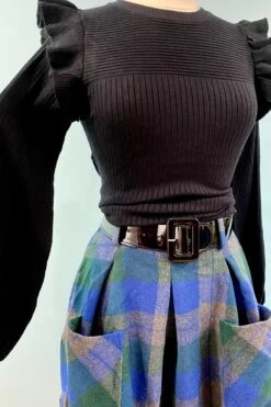 Black Shoulder Ruffle Crewneck Sweater -MODERN MILLIE Shop image 7a6aedb0 ac66 4c26 964d 16b540784a91