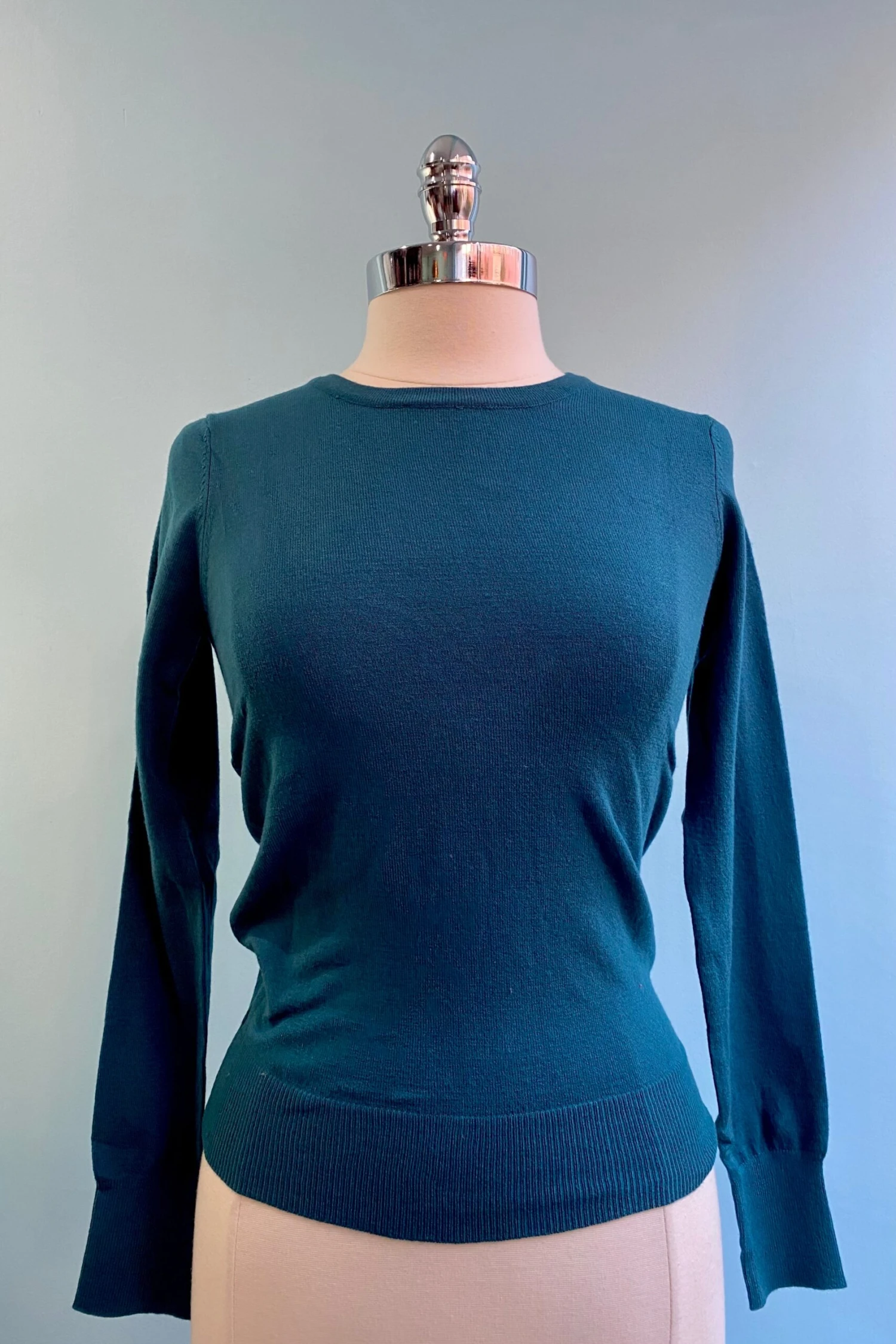 Peacock Long Sleeve Knit Pullover Sweater Peacock Long Sleeve Knit Pullover Sweater -MODERN MILLIE Shop image 7b10de5c ea3c 40e1 92ed 78551f32cfb0 scaled