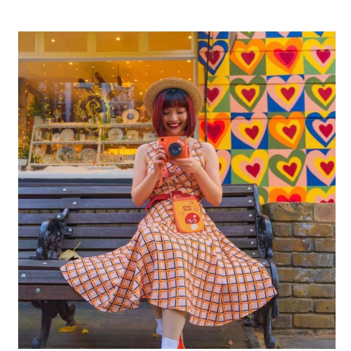 Mushroom Motif Easy Going Phone Pouch Bag by Vendula London Mushroom Motif Easy Going Phone Pouch Bag By Vendula London -MODERN MILLIE Shop image cc10727d 359e 4e3e 9e8a 7eb7d2099a77