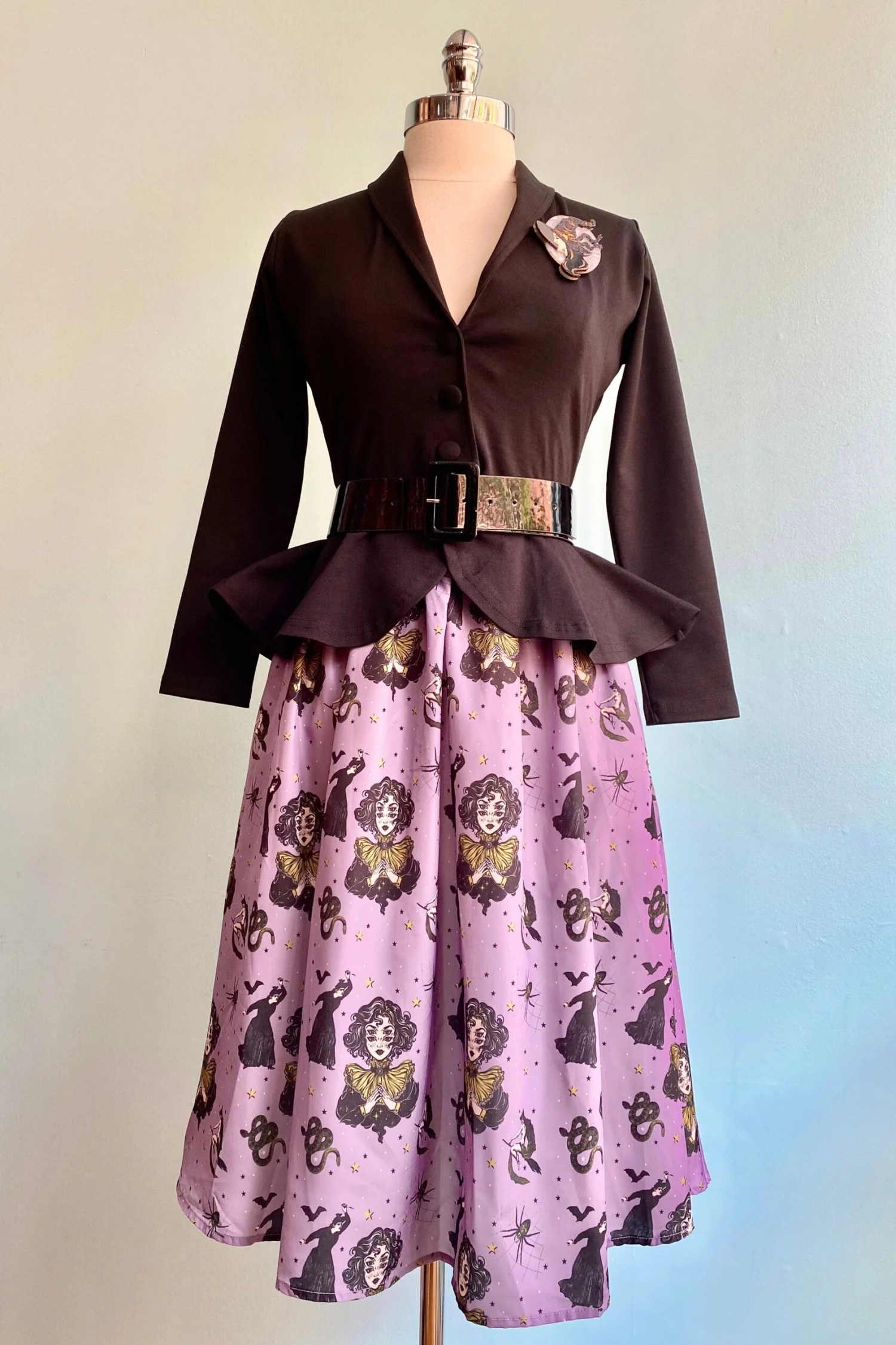 Black Diva Jacket by Heart of Haute Black Diva Jacket By Heart Of Haute -MODERN MILLIE Shop image d06ac774 2ddf 492f bc11 5bca84a49ae8 scaled