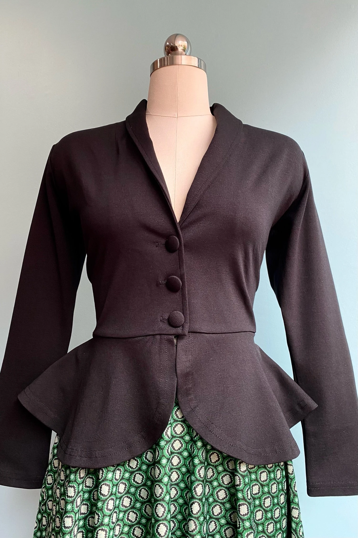 Black Diva Jacket by Heart of Haute Black Diva Jacket By Heart Of Haute -MODERN MILLIE Shop image d417ee6a 3cc3 48db a9fe 91198e503d57