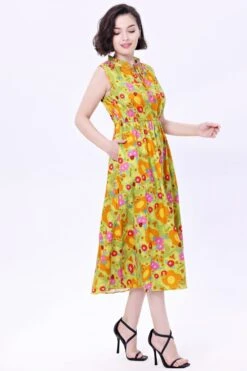 Mod Flowers And Insects Carly Midi Dress By Miss Lulo -MODERN MILLIE Shop unnamed 7 9c3d173b f71e 4f25 9127 60f58cbbc410